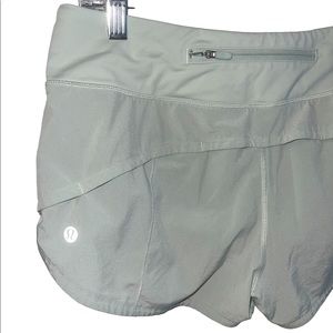LULULEMON Speed Up Low Rise Lined Shorts 2.5” size 6 Mint Green
